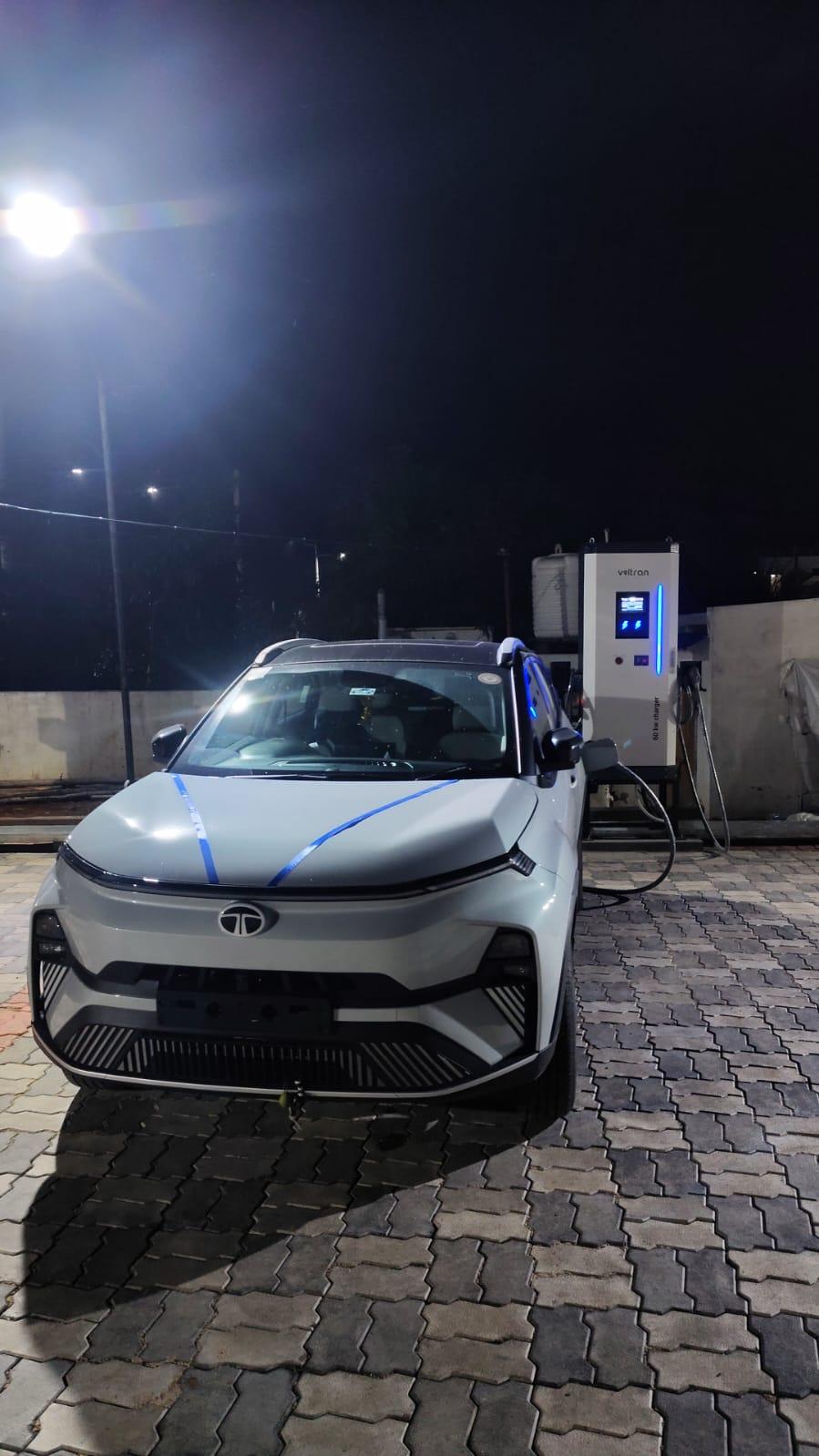 https://voltran-space.blr1.digitaloceanspaces.com/null/voltran/stations/686cf4147ccb916e32229c5b/image_1755429923301_IMG-20250812-WA0042.jpg